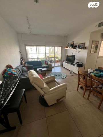 דירה, שלמה וחיה אנגל, כפר סבא הירוקה, כפר סבא