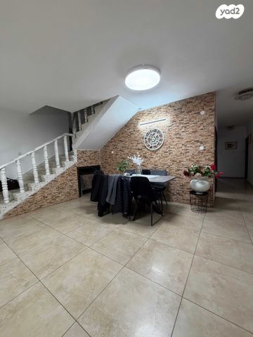 דופלקס, בורוכוב 5, נווה אביב, עכו