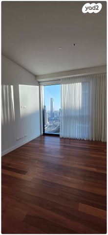 דירה, הרב ניסים, בבלי, תל אביב יפו