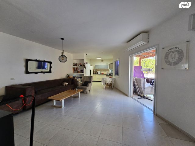 בית פרטי/ קוטג', ליכטנשטיין, באר יעקב