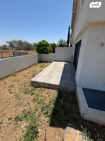 בית פרטי/ קוטג', חנה רובינא, מזכרת בתיה