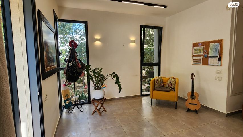 דו משפחתי, מזכרת בתיה