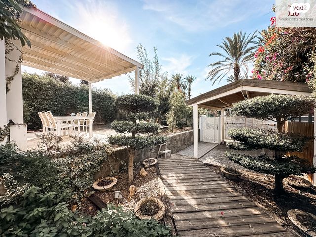 דו משפחתי, מתתיהו, נאות המכבים, גן יבנה