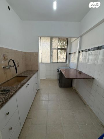 דירה, הראשונים, קרית ים