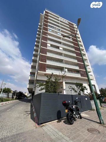 דירה, יצחק אבינו 13, באר שבע