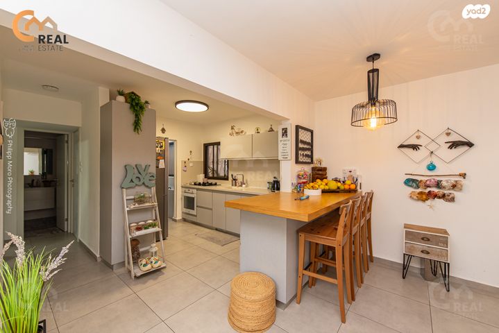 דירה, שדרות המגינים, קרית אליהו, חיפה