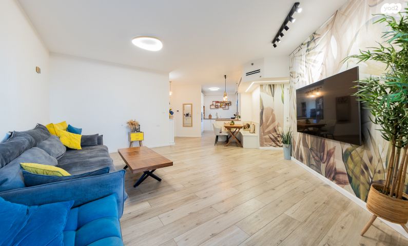 דירה, הוד השרון