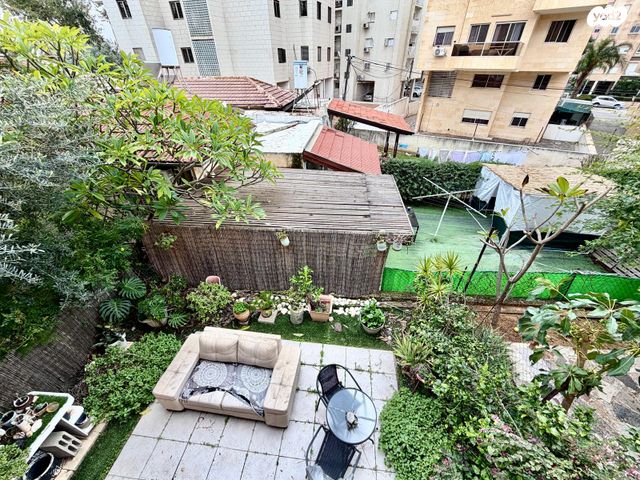 דו משפחתי, משה שפירא 15, צפון מזרח מרכז העיר, נתניה