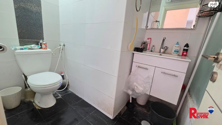 דירה, דוד רזיאל 27, רמת הנשיא, בת ים