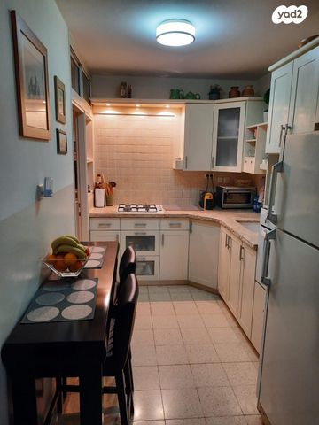 דופלקס, אדמונית 19, גני אביב, לוד