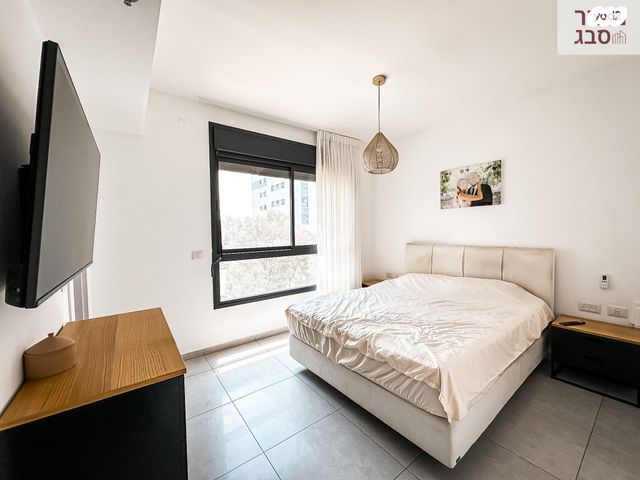 דירה, חצרות המושבה, רחובות