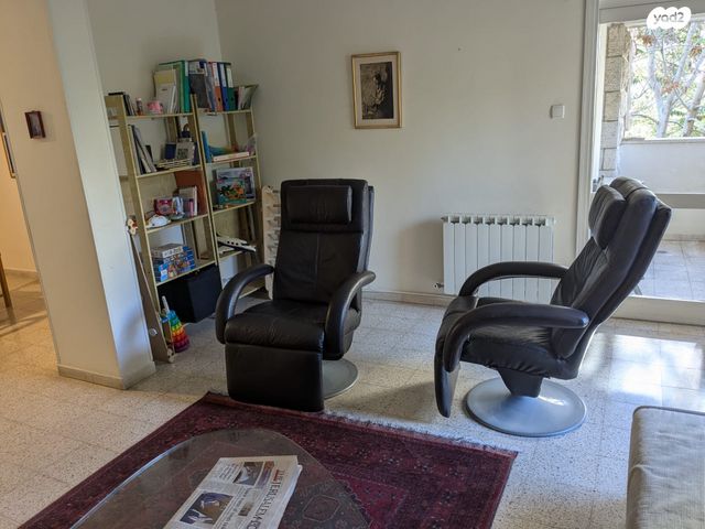 דירה, מנדלי מוכר ספרים 5, ירושלים