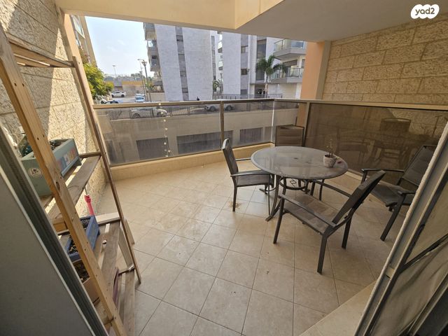 דירה, ישראל גלילי, רמות הרכס, באר שבע