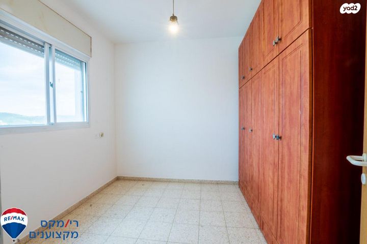 דירה, גבעת יערה, יקנעם עילית