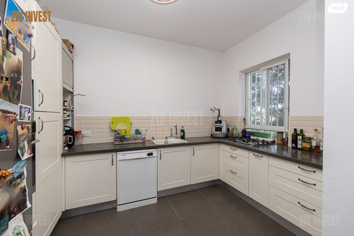 דירה, שדרות הצבי 25, חיפה