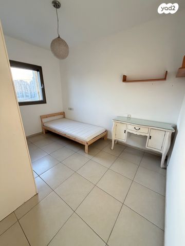 דירה, פנחס מאירי, נווה גן, פתח תקווה