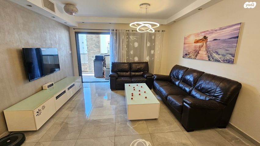 דירה, הגלעד, קרית השרון, נתניה