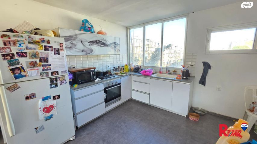 דירה, דוד רזיאל 27, רמת הנשיא, בת ים