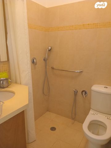 דופלקס, המשורר אצ"ג, רמות, ירושלים