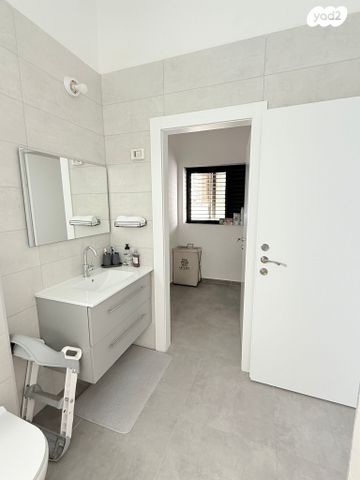 גג/ פנטהאוז, נחל פרת, פארק הנחל, באר שבע