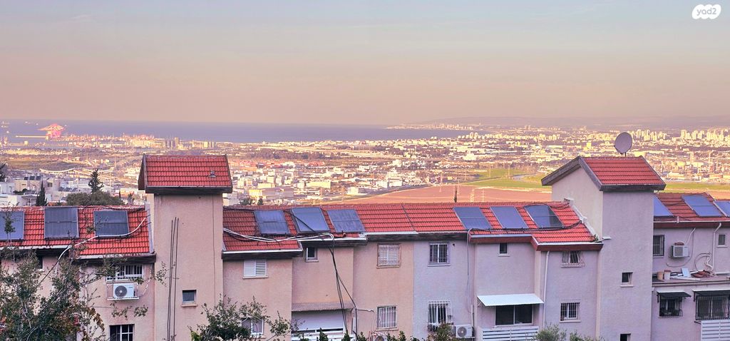 דירה, רמות יצחק, נשר