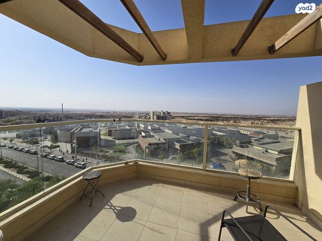 דירה, גדעון האוזנר, רמות הרכס, באר שבע