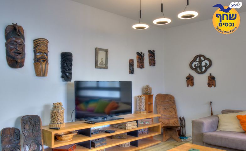 דירה, משה סנה, הדר המושבות החדשה / אם המושבות החדשה, פתח תקווה