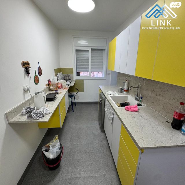 דירה, רזיאל, בן צבי, טירת כרמל