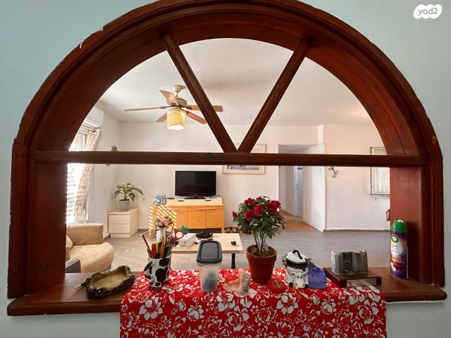 דירה, חלמיש, ערד