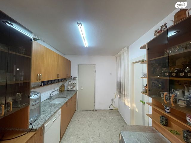 דירה, יגאל אלון, לב מוצקין, בנה ביתך, קרית מוצקין