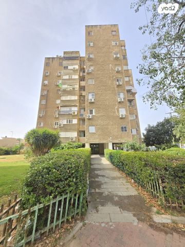 שדרות בן גוריון 23