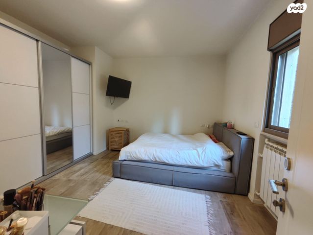 דירה, רחל המשוררת, בית הכרם, רמת בית הכרם, ירושלים