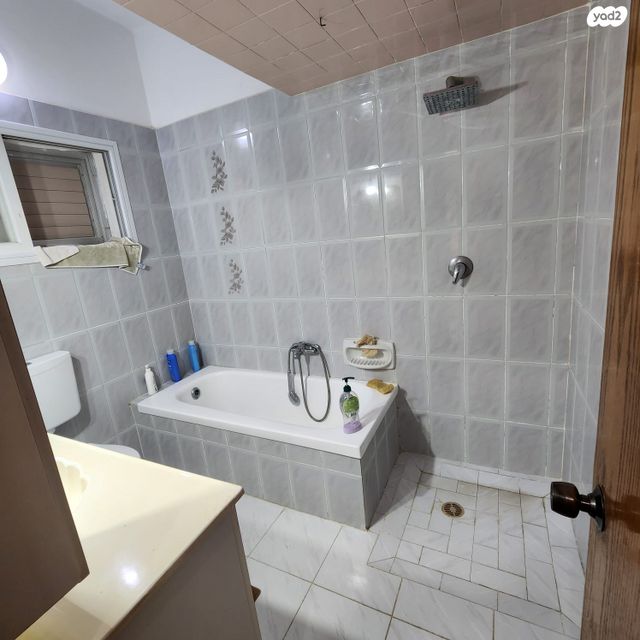 דו משפחתי, אליעזר קפלן, נווה דוד, רמלה