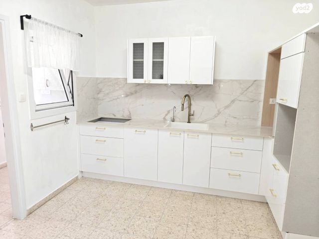 דירה, שדרות בגין, לב הפארק, רעננה