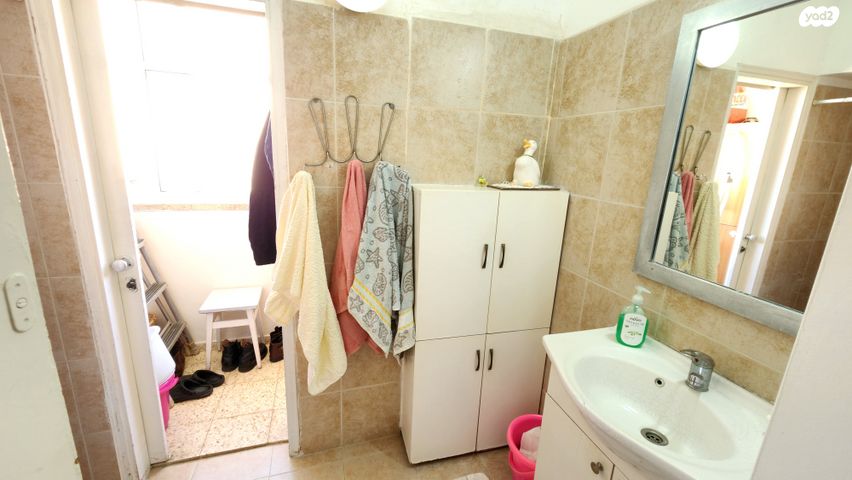 דירה, בית וגן, לב העיר, בת ים