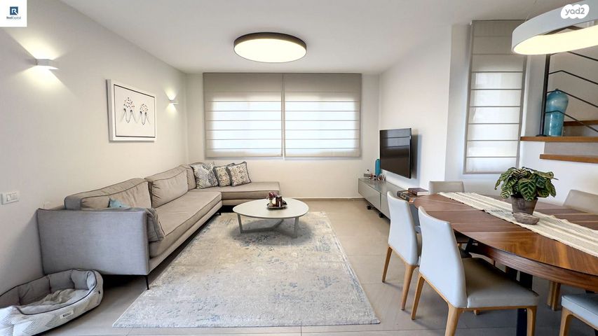 דופלקס, הראשונים, חלוצים, כפר סבא