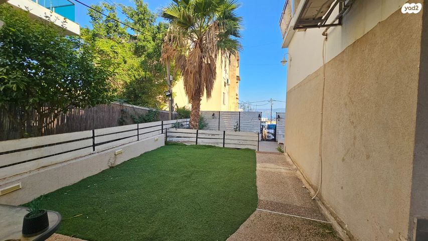 דו משפחתי, טבריה