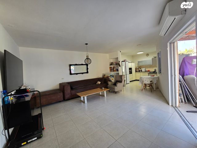 בית פרטי/ קוטג', ליכטנשטיין, באר יעקב