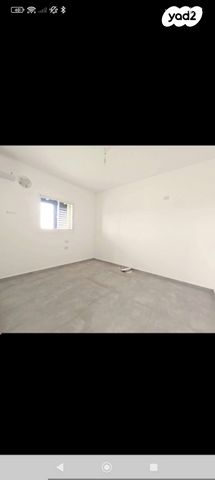 גג/ פנטהאוז, בר לב, מזכרת בתיה