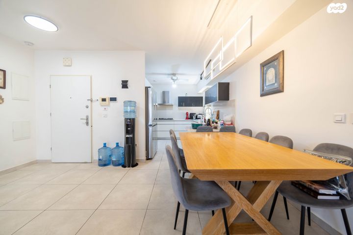 דירה, נווה גן, פתח תקווה