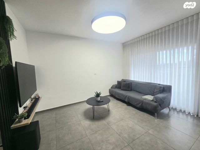 דירה, תרנ"א, רח' הנשיא צפון, חדרה