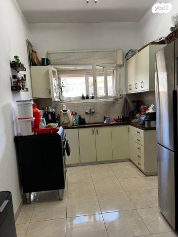 בית פרטי/ קוטג', זינגר, מרכז העיר, סביניה, הוותיקה, קרית ביאליק