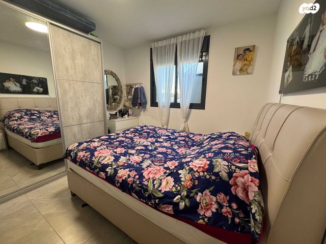 דירת גן, הרב עובדיה יוסף 70, שדרות