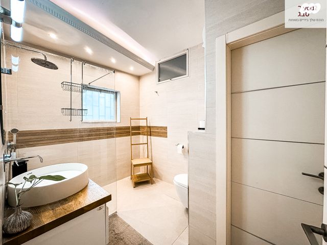 דו משפחתי, מתתיהו, נאות המכבים, גן יבנה