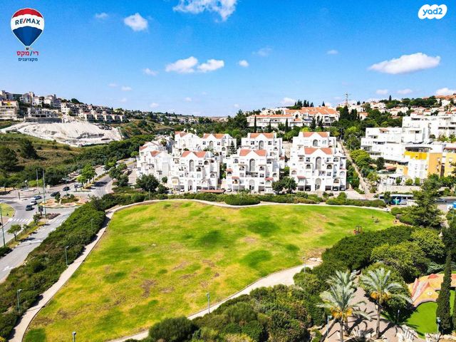 דירה, גבעת יערה, יקנעם עילית