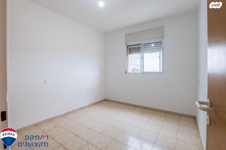 דירה, גבעת יערה, יקנעם עילית