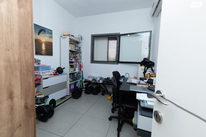 דירה, כפר סבא