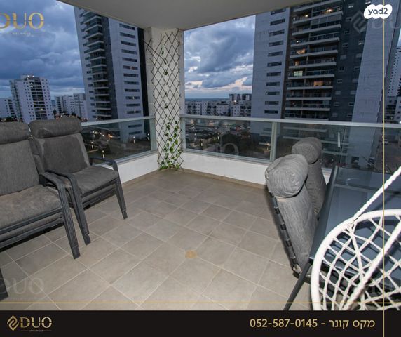 דירה, האנפה, החותרים, טירת כרמל