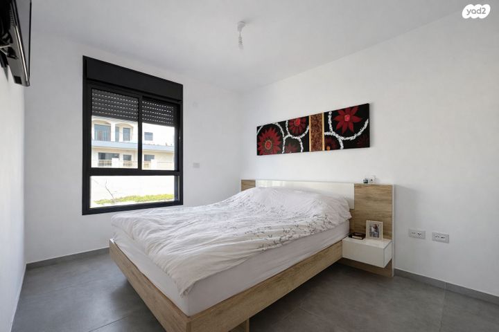 דו משפחתי, סמיון 26, פארק היין, זכרון יעקב