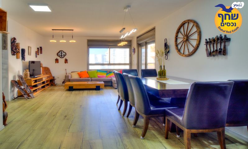 דירה, משה סנה, הדר המושבות החדשה / אם המושבות החדשה, פתח תקווה